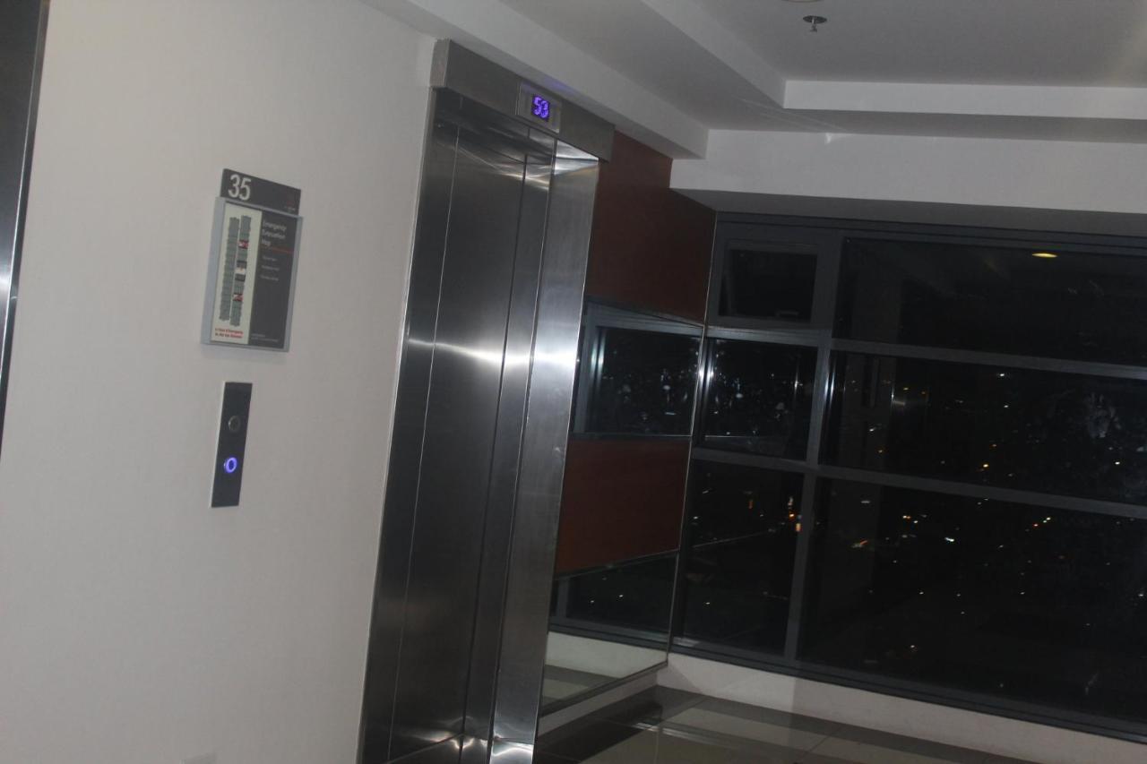 Horizon 101 A4 Near Robinson Mall Free Pool Wifi Cebú Exterior foto