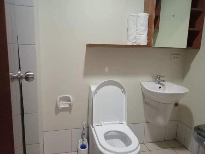 Horizon 101 A4 Near Robinson Mall Free Pool Wifi Cebú Exterior foto
