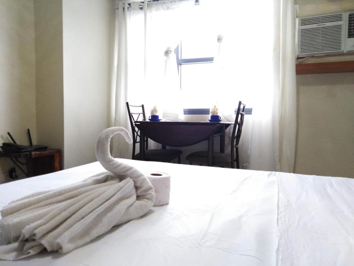 Horizon 101 A4 Near Robinson Mall Free Pool Wifi Cebú Exterior foto